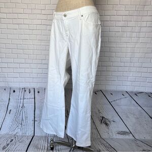 Levi's Jeans Women's 37 Bold Curve Bootcut Low Rise White Jeans